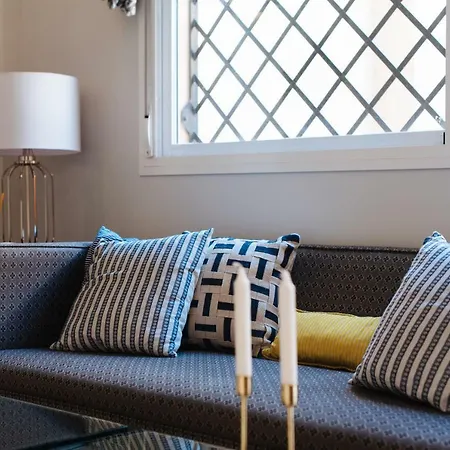 Hommyhome Regina - Metropol 아파트 *